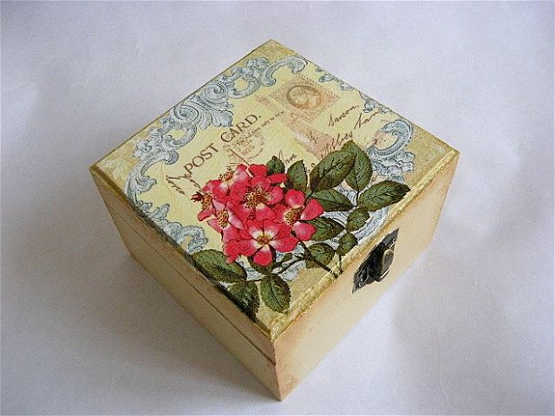 cutie lemn decorata 18939