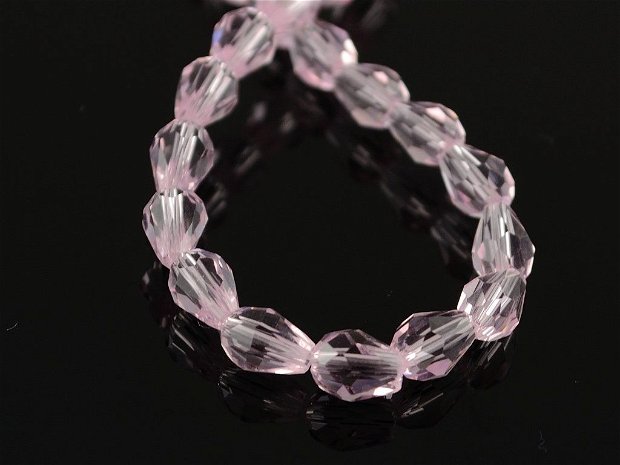 ST717 Cristale de sticla lacrima fatetate roz 6.5x5mm