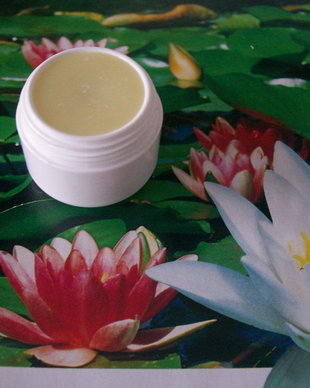 " VIVRE" LOTUS, MIMOZA SI ORHIDEE SALBATICA  - PARFUM  SOLID FLORAL