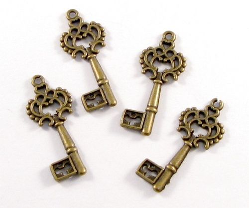 3199 - 6 buc Charms bronz cheite