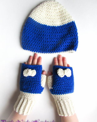 Set crosetat caciula si manusi fara degete Blueberry