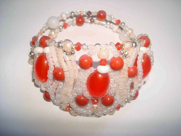 *  OFERTA ZILEI :  bratara  splendida,unicat