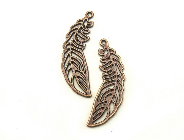 Pandantiv pana, finisaj cupru antichizat, 38x13 mm (cod 11-203)