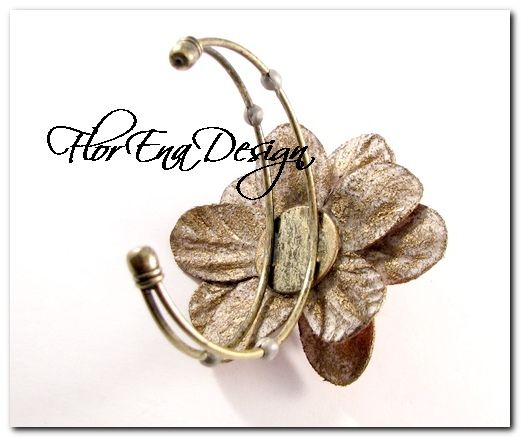F0969 # Just a flower...