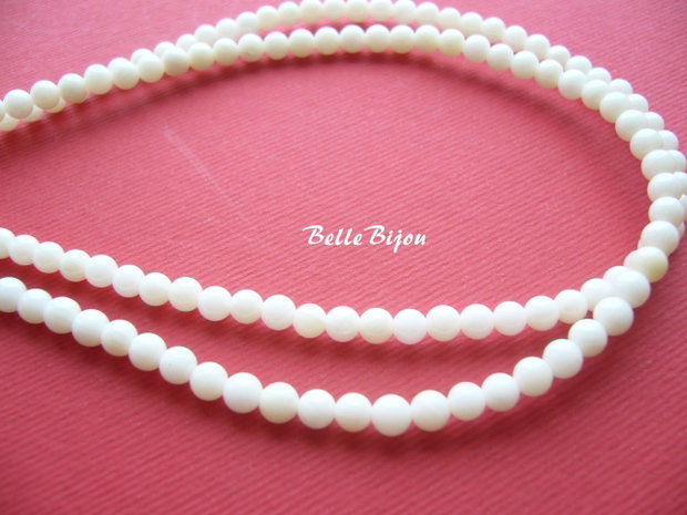 Coral alb aprox 4.5 mm
