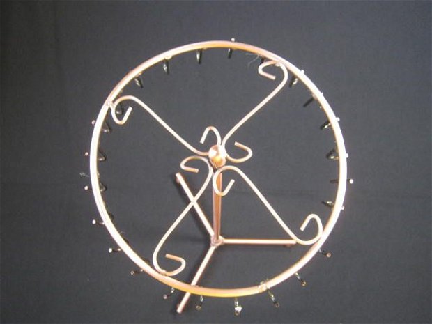 Suport metalic rotativ pentru coliere, ceasuri, bratari 18x33cm