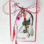 Martisor - pandantiv cheie bronz, margele colorate