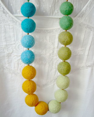 La comanda! Oversized Colorful Necklace