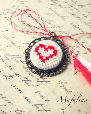 Pandantiv martisor inima