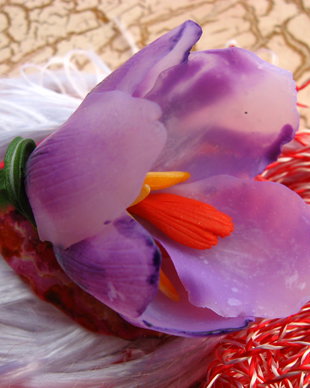 Brandusa Violet - Martisor - Brosa