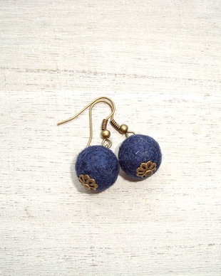 Navy bleu earrings