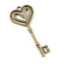 3366 - Pandantiv cheie bronz 70x31x3mm