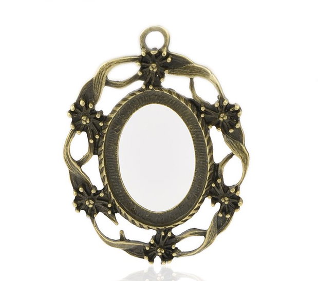 1b pandantiv gravat, baza cabochon 45x33mm ((bz 59)