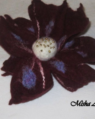 Brosa - Floare Garnet
