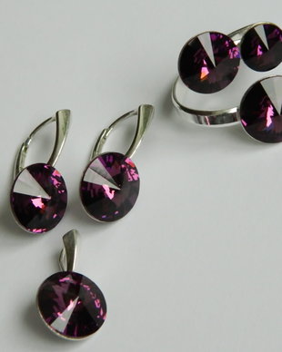 Set Amethyst.