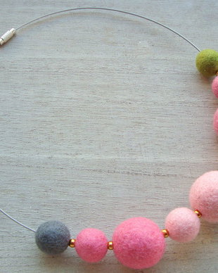 Pink soft necklace