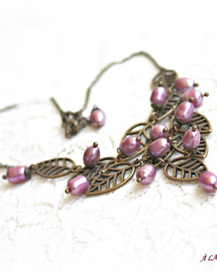 Colier pink buds
