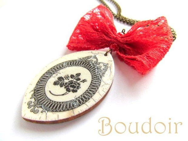 BOUDOIR - COLIER VINTAGE CU FUNDA DANTELA