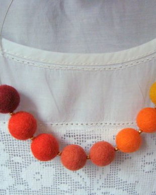 Orange flavour necklace