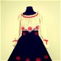 Red roses outfit