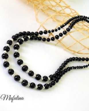 Colier din perle negre
