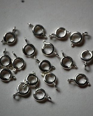 LI6 - inchizatoare carabina argintie 5x5 mm