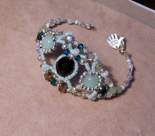 bratara de(menta)