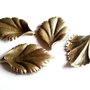 1b pandantiv frunza 3d  bronz dimensiuni mari 45x30mm (bz 69)