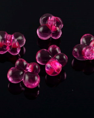 AB927.12 Fluturasi acril fucsia, transparenti 12.5x15.5x9mm