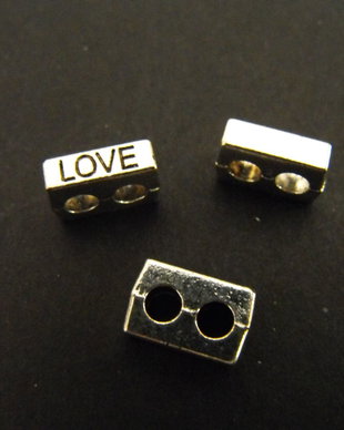 DISTANTIER PT. SNUR '' LOVE'' - 11 X 4 X 7 MM