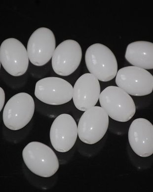 LMS1017 - margele sticla ovale albe 10x8 mm