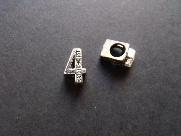 DISTANTIER &#039;&#039;FOR EVER&#039;&#039; - 12 X 7 X 8 MM