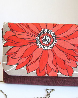 Burgundy flower - pentru comanda