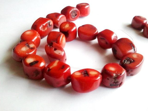 1b Coral bamboo freeform 17 x 15 mm