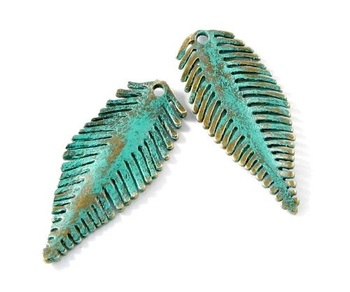 3572 - (2 buc) Charms frunze bronz verdigris