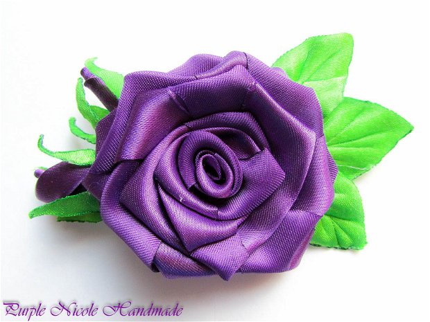 Brosa Purple Rose - trandafir saten mov