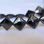 Onyx fatetat, 10x10mm (1)
