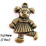 3663 - (2 buc) Pandantiv bronz fetita