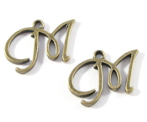 3677 - (2 buc) Charms bronz litera M