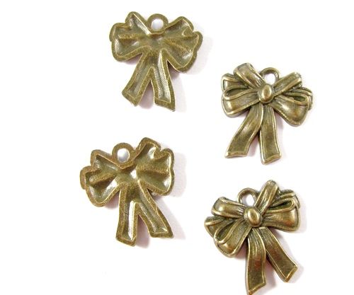 3701 - (4 buc) Charms bronz fundita