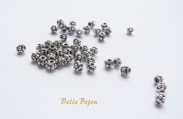 Margele mici tip Bali din argint INDIA 3x3 mm