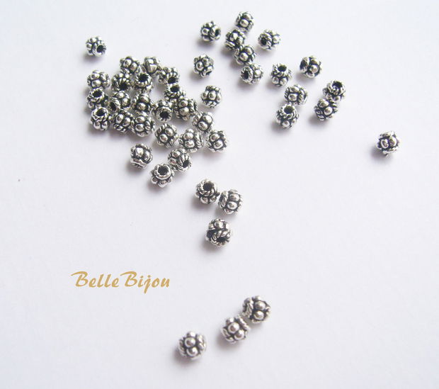 Margele mici tip Bali din argint INDIA 3x3 mm