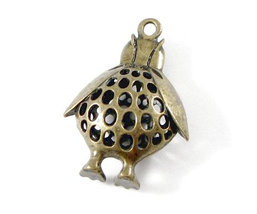 3732 - (1 buc) Pandantiv bronz cocos 3D