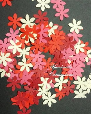 Confetti flori