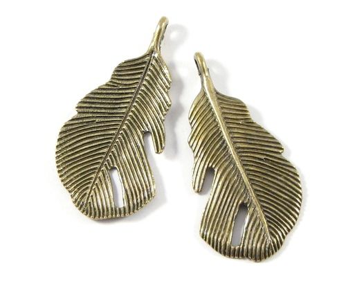 3761 - (2 buc) Pandantiv bronz pana