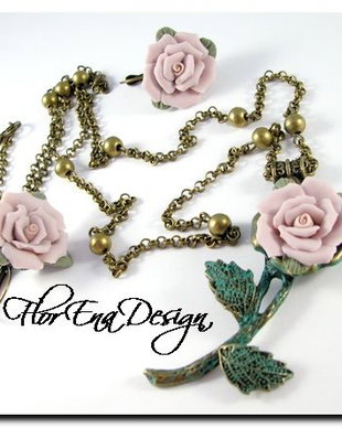 F1021 - SET Roses cercei si colier