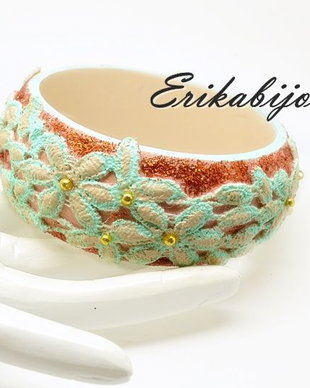 Bratara dantelata pastel