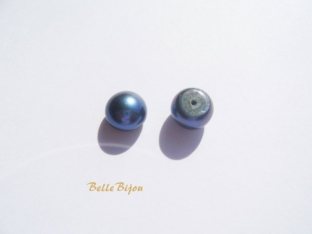 (2 buc) Perle peacock SEMI - gaurite de diametru aprox 10.5 mm