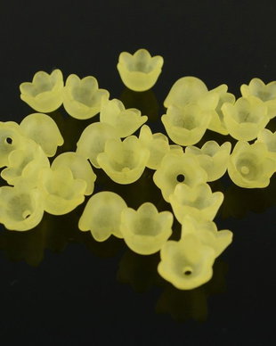 AB897.6 Clopotei acril frosted galbeni 10x8mm