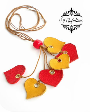 Colier Hearts